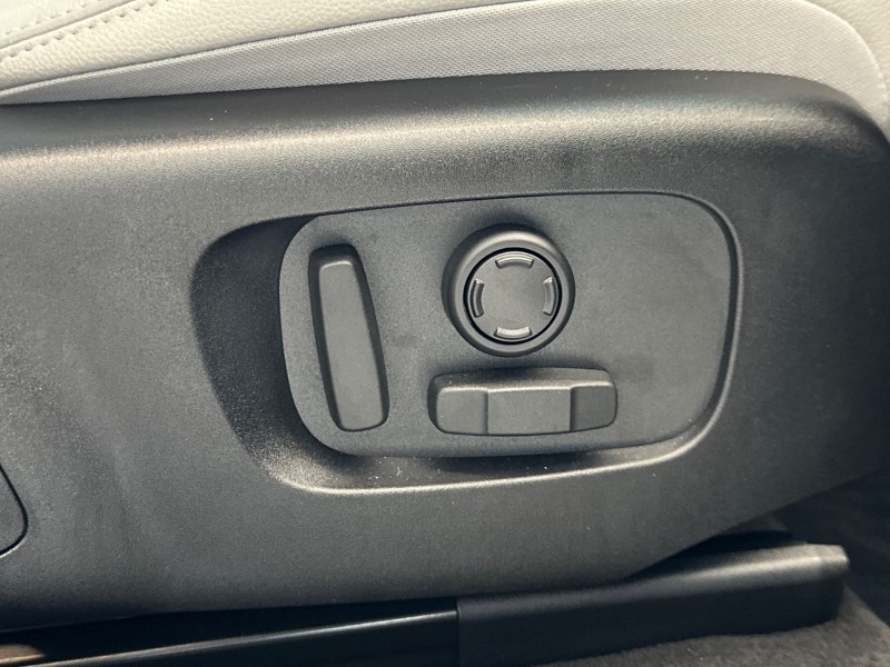 2024 (74) LAND ROVER RANGE ROVER VELAR 2.0 D200 MHEV Dynamic SE 5dr Auto 5134180