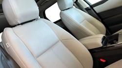 2024 (74) LAND ROVER RANGE ROVER VELAR 2.0 D200 MHEV Dynamic SE 5dr Auto 5134182