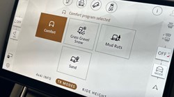 2024 (74) LAND ROVER RANGE ROVER VELAR 2.0 D200 MHEV Dynamic SE 5dr Auto 5134193