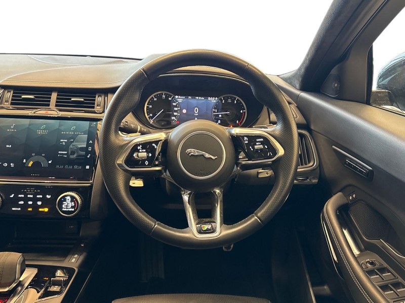 2023 (23) JAGUAR E-PACE 2.0 D200 R-Dynamic Black 5dr Auto 5009802