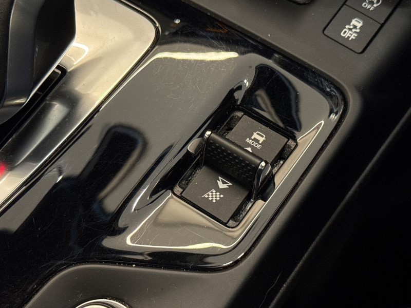 2023 (23) JAGUAR E-PACE 2.0 D200 R-Dynamic Black 5dr Auto 5009820