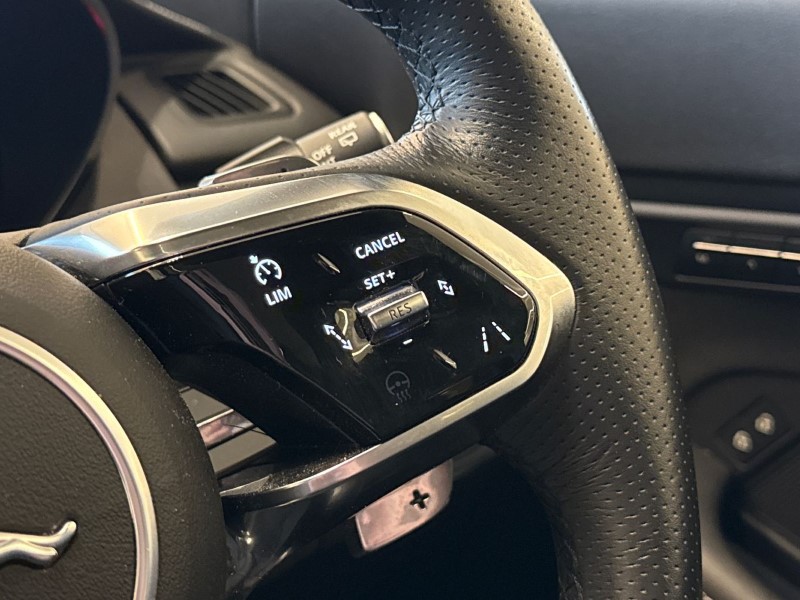 2023 (23) JAGUAR E-PACE 2.0 D200 R-Dynamic Black 5dr Auto 5009816