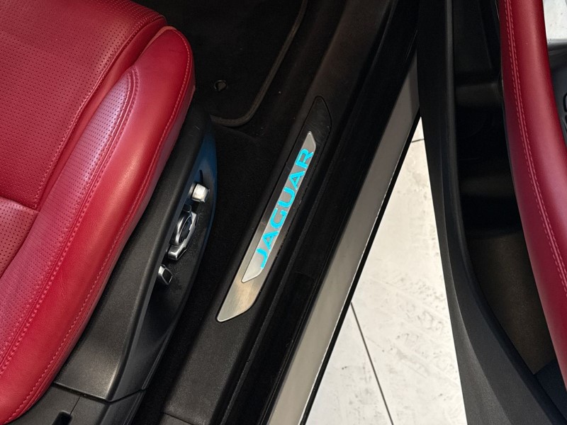 2017 (67) JAGUAR E-PACE 2.0d [240] R-Dynamic HSE 5dr Auto 4996489