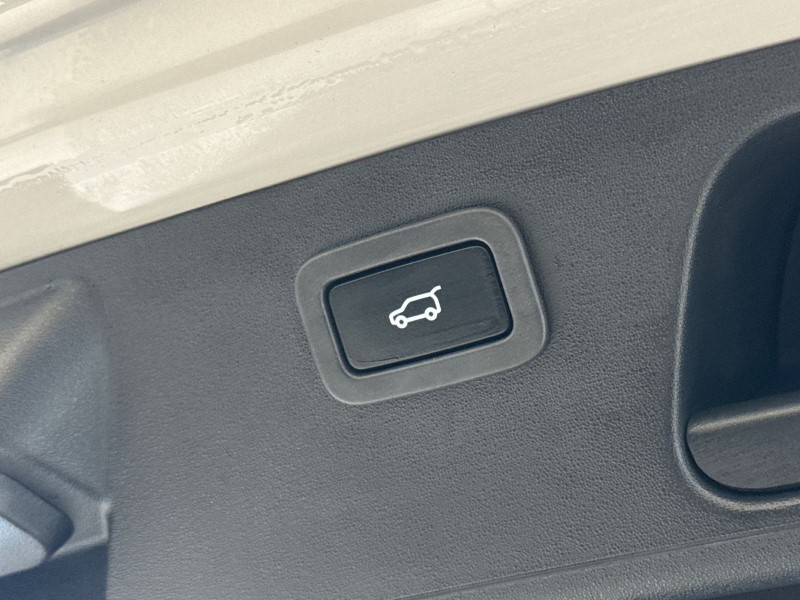 2017 (67) JAGUAR E-PACE 2.0d [240] R-Dynamic HSE 5dr Auto 4996491