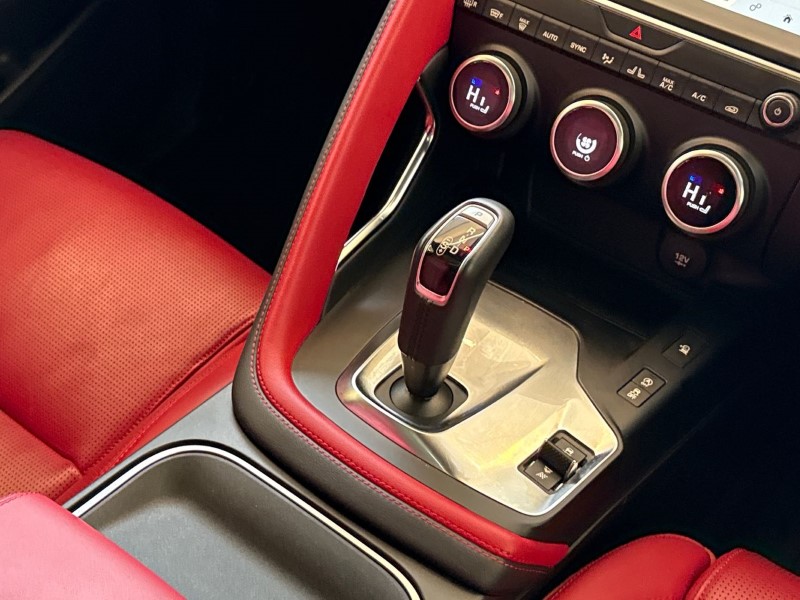 2017 (67) JAGUAR E-PACE 2.0d [240] R-Dynamic HSE 5dr Auto 4996465