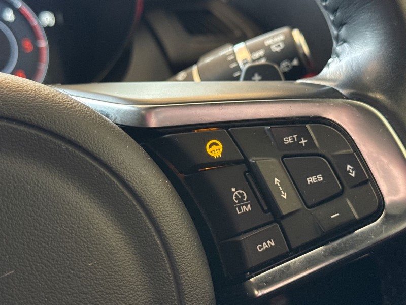 2017 (67) JAGUAR E-PACE 2.0d [240] R-Dynamic HSE 5dr Auto 4996479