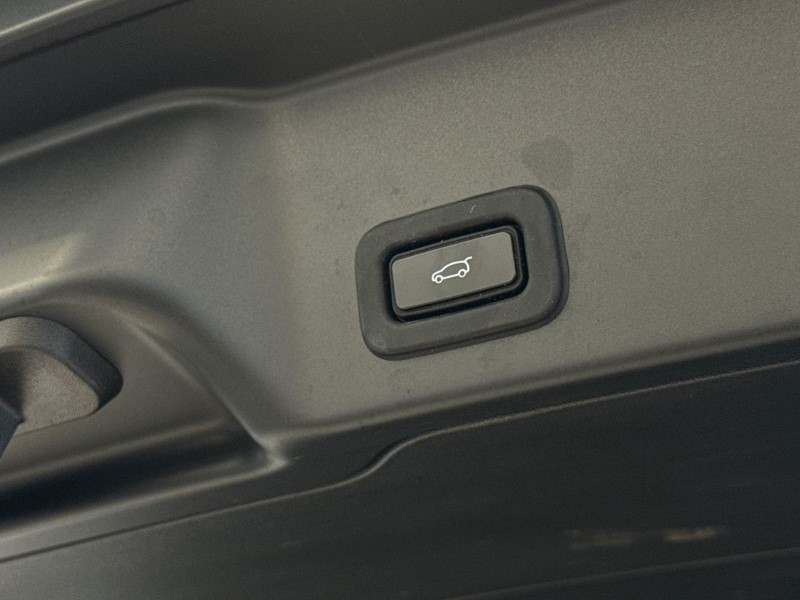 2021 (71) LAND ROVER RANGE ROVER EVOQUE 1.5 P300e R-Dynamic S 5dr Auto 5023464