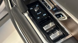 2026 (75) LAND ROVER RANGE ROVER 3.0 P440e SE 4dr Auto 5028962