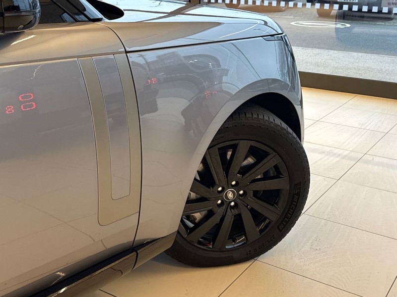 2026 (75) LAND ROVER RANGE ROVER 3.0 P440e SE 4dr Auto 5028987