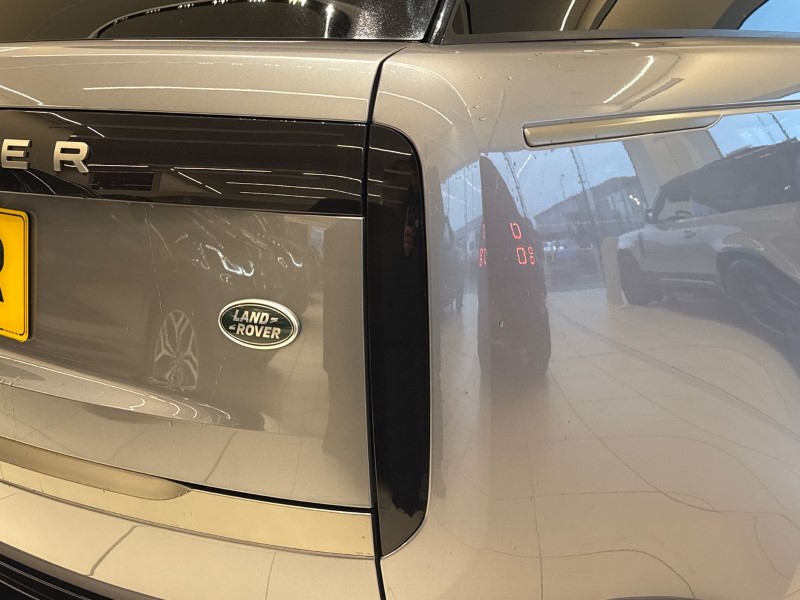 2026 (75) LAND ROVER RANGE ROVER 3.0 P440e SE 4dr Auto 5028985