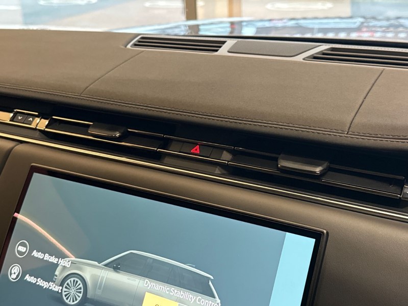 2026 (75) LAND ROVER RANGE ROVER 3.0 P440e SE 4dr Auto 5028974