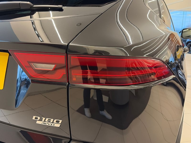 2020 (70) JAGUAR E-PACE 2.0d [180] S 5dr Auto 5014068