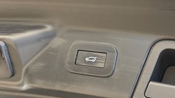 2024 (73) LAND ROVER RANGE ROVER VELAR 2.0 P400e Dynamic HSE 5dr Auto 5009131