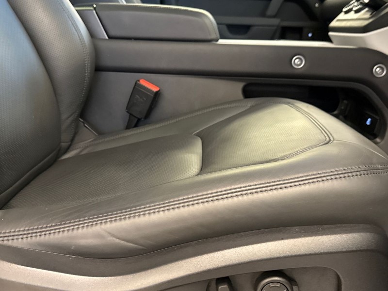 2025 (74) LAND ROVER DEFENDER 3.0 D250 X-Dynamic HSE 90 3dr Auto 5019140