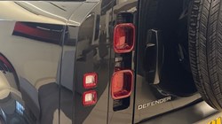 2025 (74) LAND ROVER DEFENDER 3.0 D250 X-Dynamic HSE 90 3dr Auto 5019135