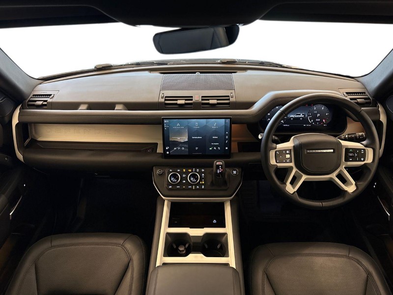 2025 (74) LAND ROVER DEFENDER 3.0 D250 X-Dynamic HSE 90 3dr Auto 5019125