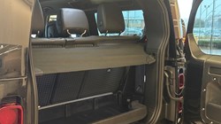 2025 (74) LAND ROVER DEFENDER 3.0 D250 X-Dynamic HSE 90 3dr Auto 5019153