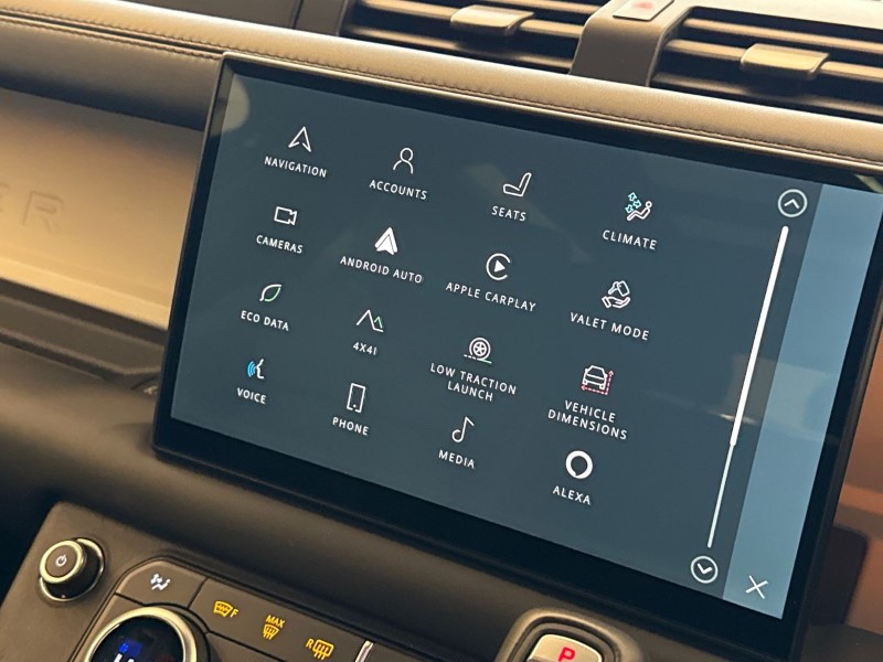 2025 (74) LAND ROVER DEFENDER 3.0 D250 X-Dynamic HSE 90 3dr Auto 5019146