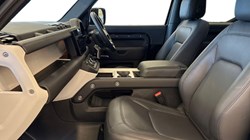 2025 (74) LAND ROVER DEFENDER 3.0 D250 X-Dynamic HSE 90 3dr Auto 5019119