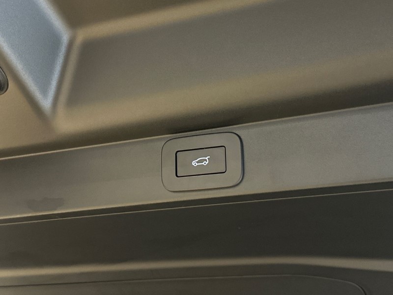 2024 (24) LAND ROVER RANGE ROVER 3.0 D350 HSE LWB 4dr Auto [7 Seat] 5026774