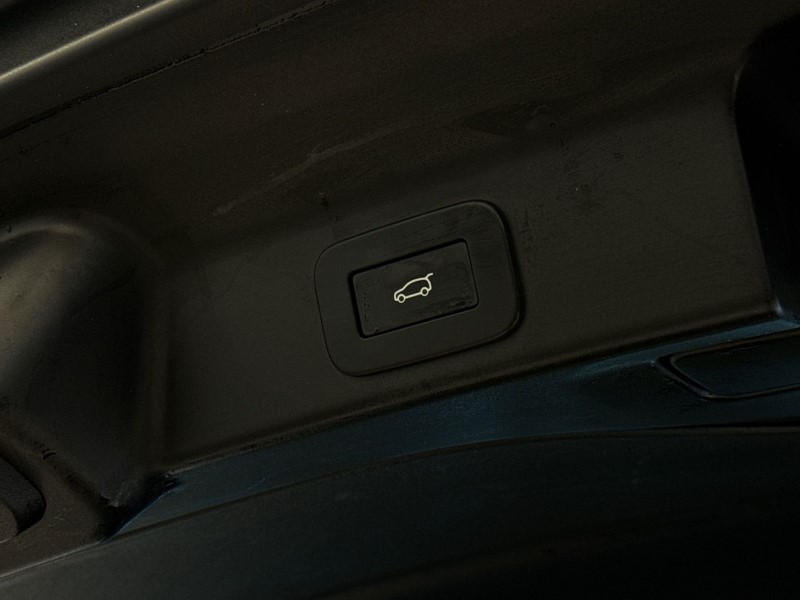 2023 (73) JAGUAR F-PACE 2.0 D200 R-Dynamic HSE Black 5dr Auto AWD 5022502