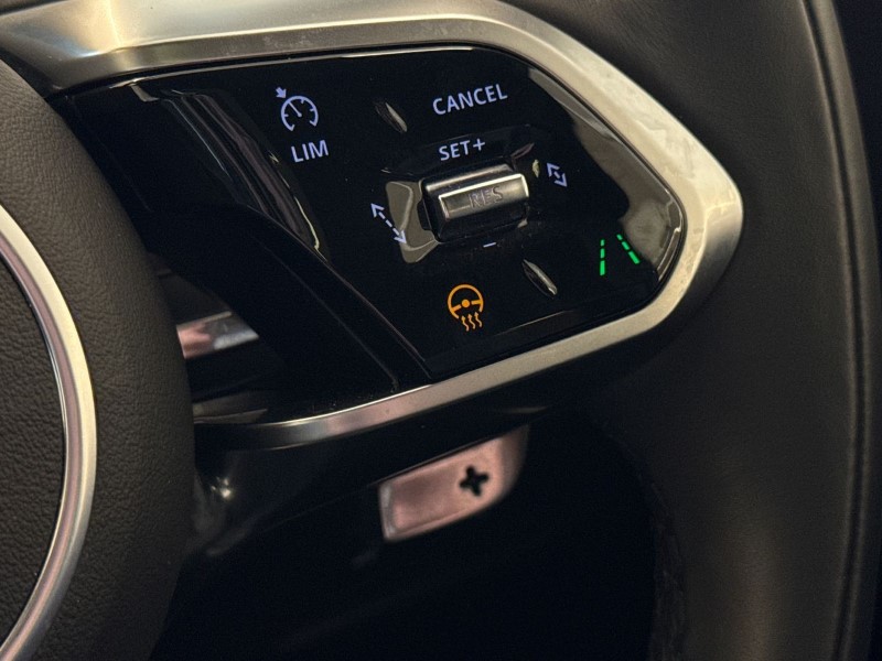 2023 (73) JAGUAR F-PACE 2.0 D200 R-Dynamic HSE Black 5dr Auto AWD 5022489