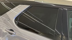 2024 (73) LAND ROVER DISCOVERY 3.0 D300 Dynamic HSE 5dr Auto 5024619