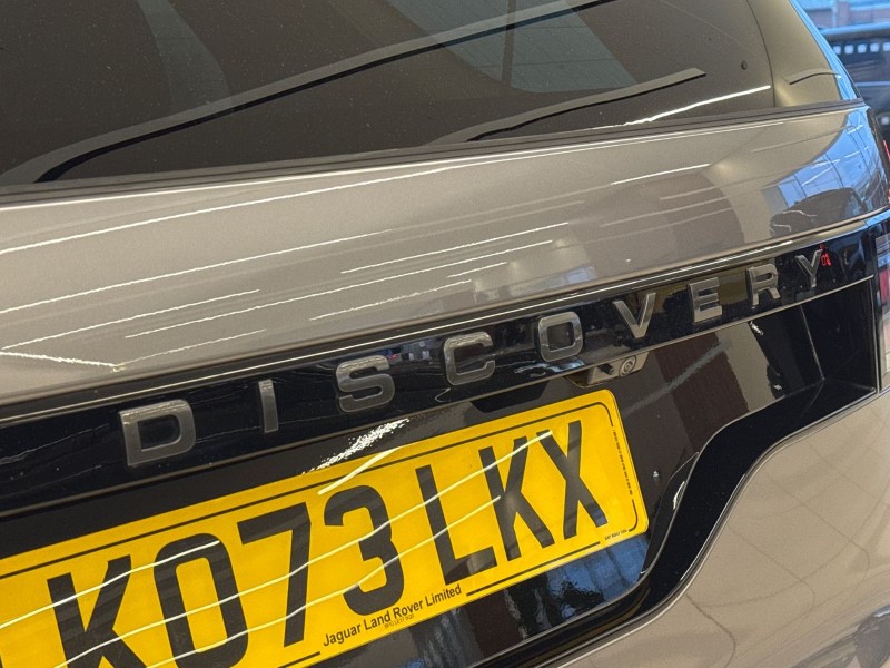 2024 (73) LAND ROVER DISCOVERY 3.0 D300 Dynamic HSE 5dr Auto 5024613
