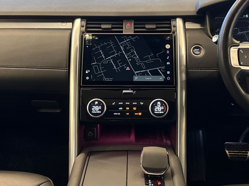 2024 (73) LAND ROVER DISCOVERY 3.0 D300 Dynamic HSE 5dr Auto 5024581