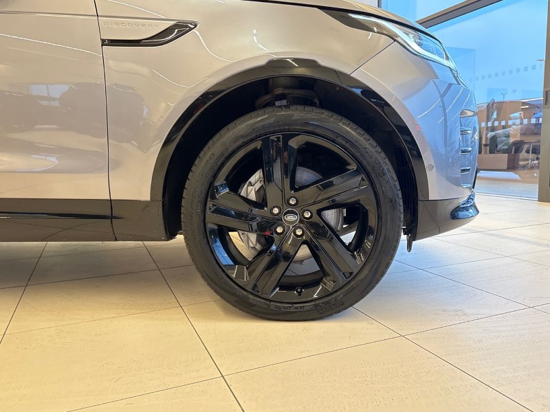 2024 (73) LAND ROVER DISCOVERY 3.0 D300 Dynamic HSE 5dr Auto 5024575