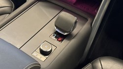 2024 (73) LAND ROVER DISCOVERY 3.0 D300 Dynamic HSE 5dr Auto 5024580