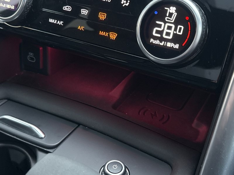 2024 (73) LAND ROVER DISCOVERY 3.0 D300 Dynamic HSE 5dr Auto 5024603