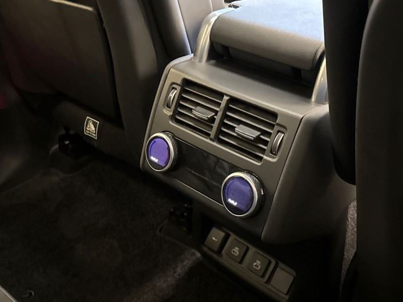 2024 (73) LAND ROVER DISCOVERY 3.0 D300 Dynamic HSE 5dr Auto 5024585