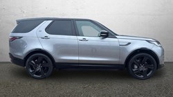 2024 (73) LAND ROVER DISCOVERY 3.0 D300 Dynamic HSE 5dr Auto 5024572