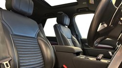 2024 (73) LAND ROVER DISCOVERY 3.0 D300 Dynamic HSE 5dr Auto 5024593