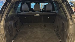 2024 (73) LAND ROVER DISCOVERY 3.0 D300 Dynamic HSE 5dr Auto 5024577