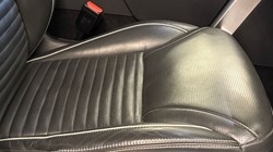 2024 (73) LAND ROVER DISCOVERY 3.0 D300 Dynamic HSE 5dr Auto 5024592