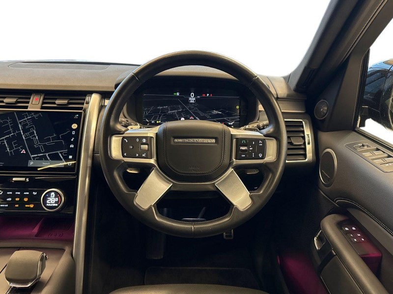 2024 (73) LAND ROVER DISCOVERY 3.0 D300 Dynamic HSE 5dr Auto 5024582