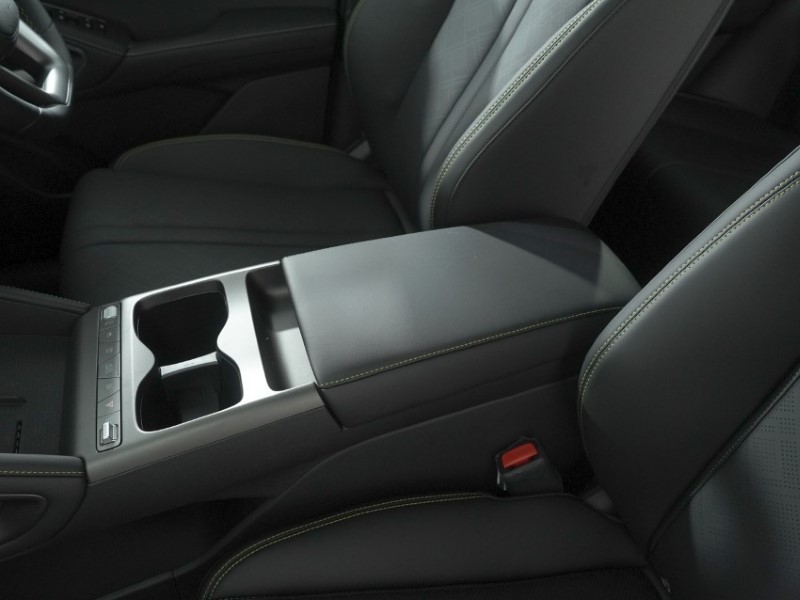  BYD ATTO 2 1.5 DM-i 212 Boost 5dr Auto 5889917