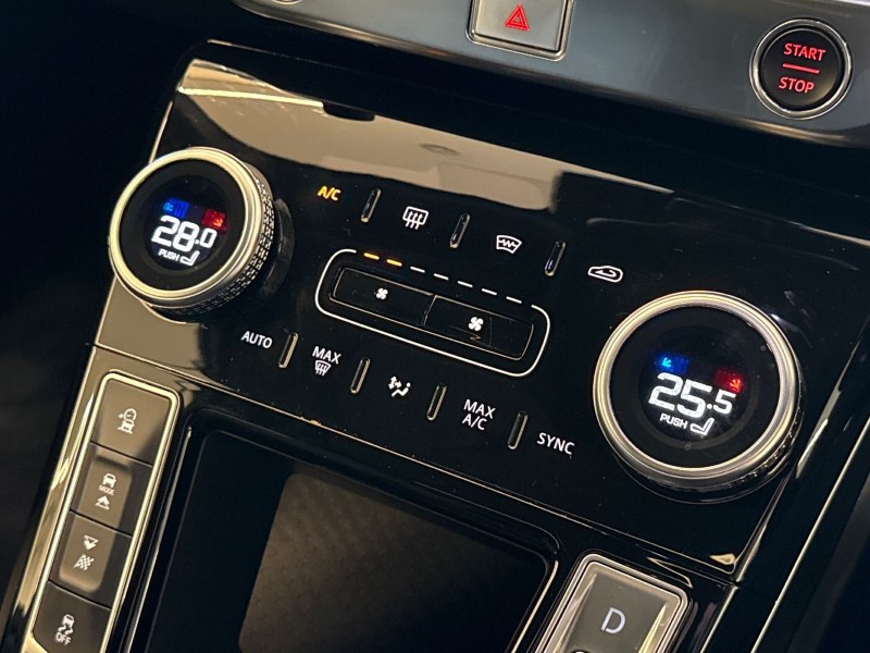 2022 (22) JAGUAR I-PACE 294kW EV400 Black 90kWh 5dr Auto [11kW Charger] 5006663