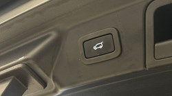 2021 (71) LAND ROVER RANGE ROVER VELAR 2.0 D200 R-Dynamic SE 5dr Auto 5015727