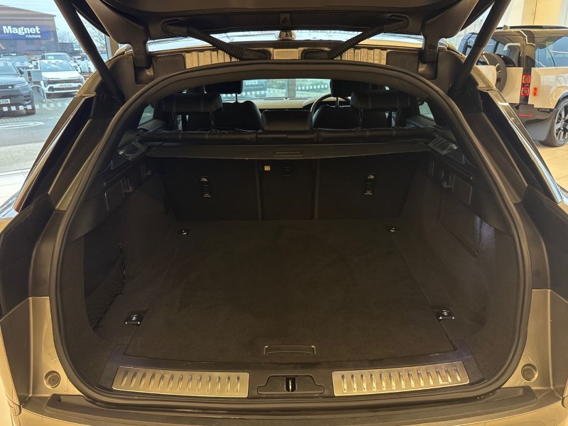 2021 (71) LAND ROVER RANGE ROVER VELAR 2.0 D200 R-Dynamic SE 5dr Auto 5015698