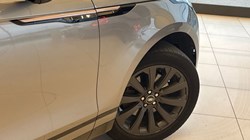 2021 (71) LAND ROVER RANGE ROVER VELAR 2.0 D200 R-Dynamic SE 5dr Auto 5015736