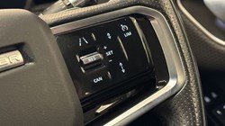 2021 (71) LAND ROVER RANGE ROVER VELAR 2.0 D200 R-Dynamic SE 5dr Auto 5015717