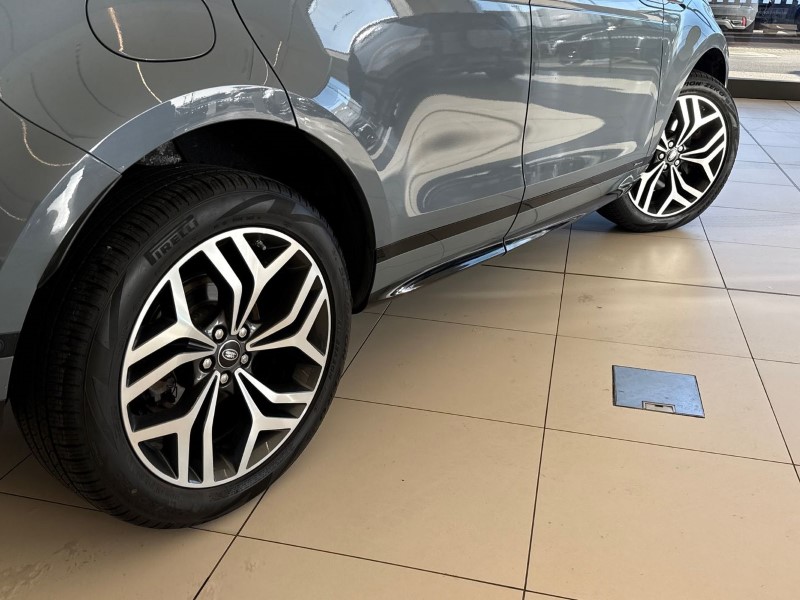 2019 (19) LAND ROVER RANGE ROVER EVOQUE 2.0 P250 First Edition 5dr Auto 5073472