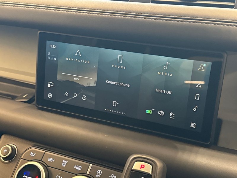 2021 (70) LAND ROVER DEFENDER 3.0 D250 HSE 110 5dr Auto 5034623