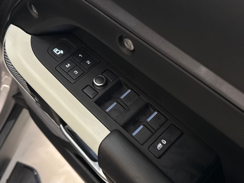 2021 (70) LAND ROVER DEFENDER 3.0 D250 HSE 110 5dr Auto 5034616