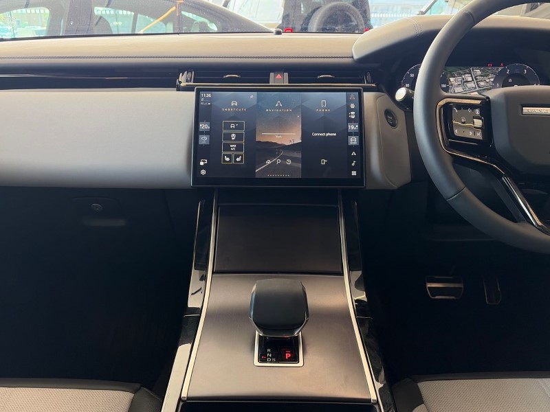 2026 (75) LAND ROVER RANGE ROVER VELAR 2.0 D200 MHEV Dynamic SE 5dr Auto 5293497