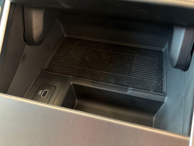 2026 (75) LAND ROVER RANGE ROVER VELAR 2.0 D200 MHEV Dynamic SE 5dr Auto 5293521