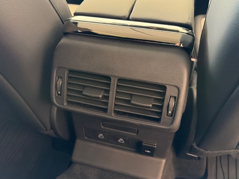 2026 (75) LAND ROVER RANGE ROVER VELAR 2.0 D200 MHEV Dynamic SE 5dr Auto 5293501